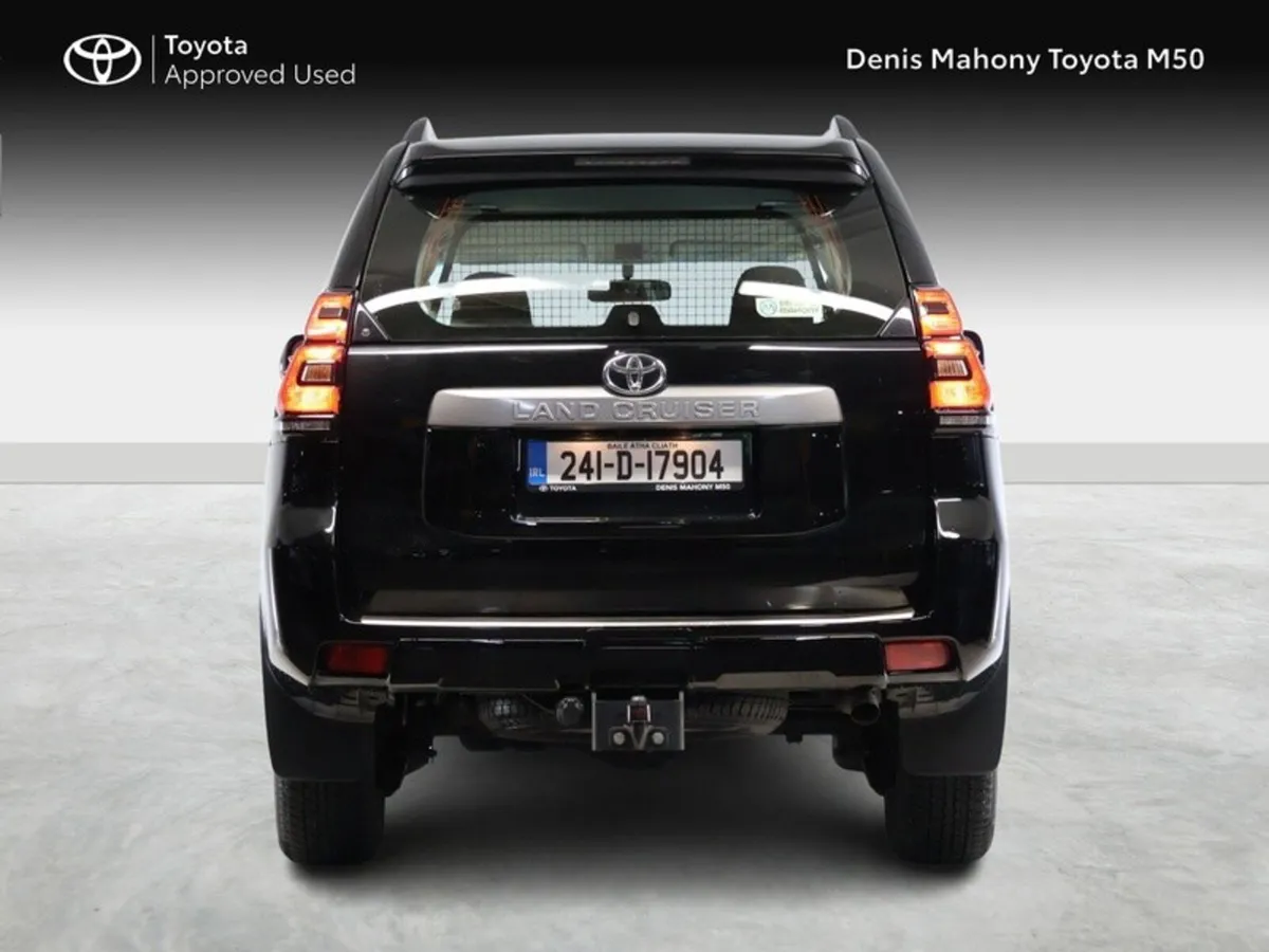 Toyota Land Cruiser LWB Commercial (VAT INCLUDED) - Image 4
