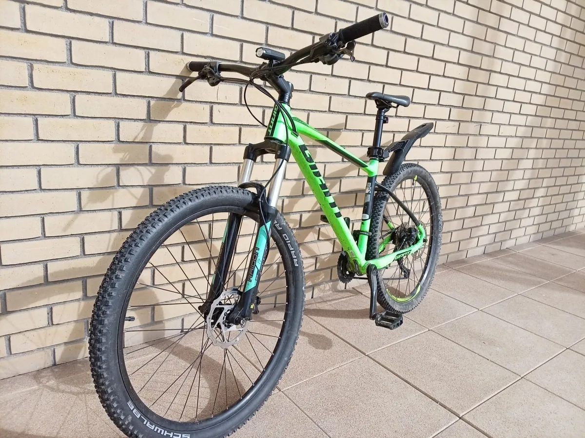 Giant fathom - Image 2