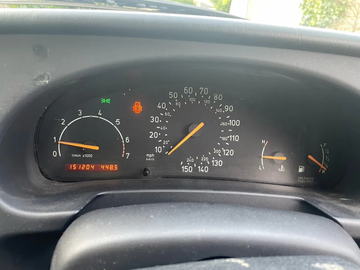 Saab 900 Auto 3dr - Image 4