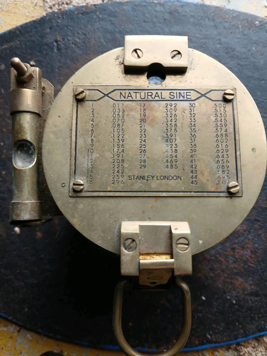 Brass compass - Image 1