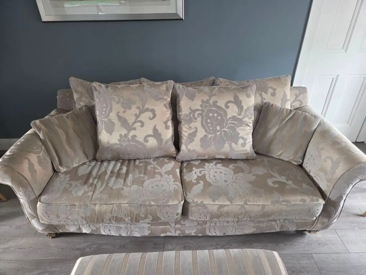 2 & 4 seater couch and footstool - Image 4