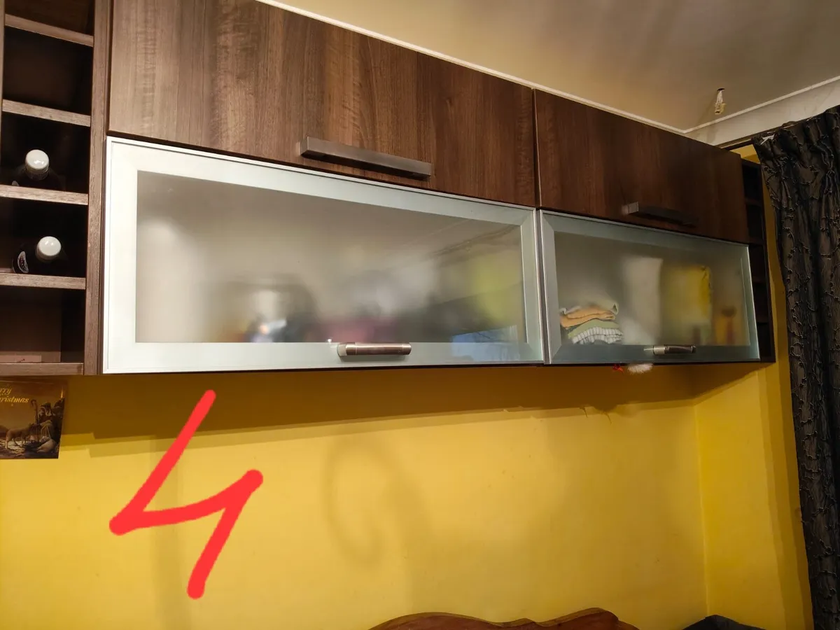 Dining room/ kitchen furniture - Image 4