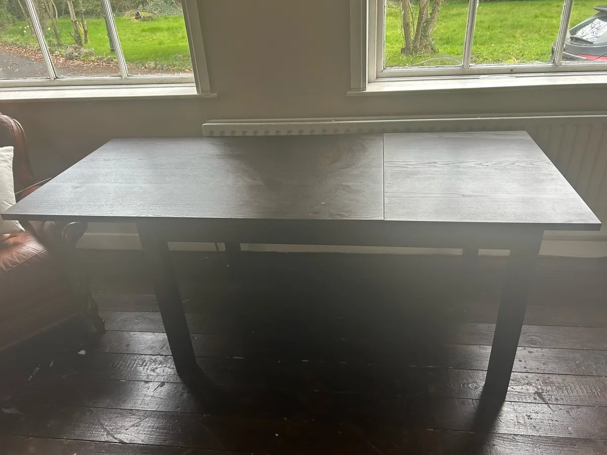 Dinning room table (extendable) - Image 2