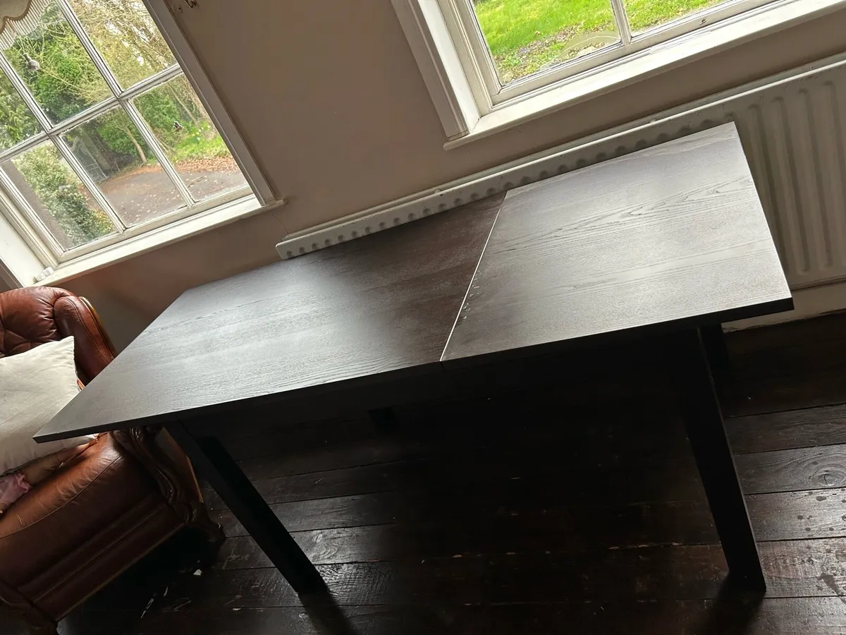 Dinning room table (extendable) - Image 4