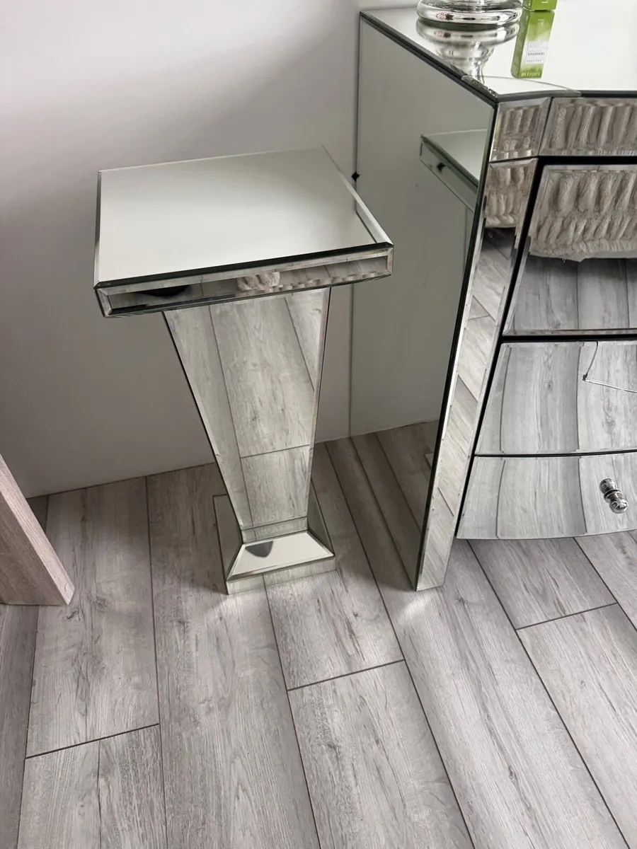 Mirror side dresser&stand - Image 3