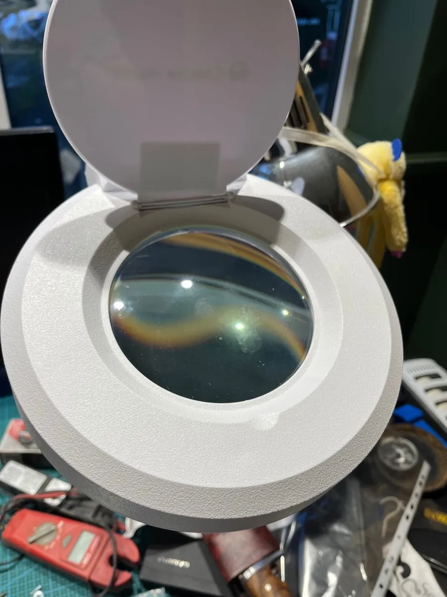 Magnifying table lamp - Image 1