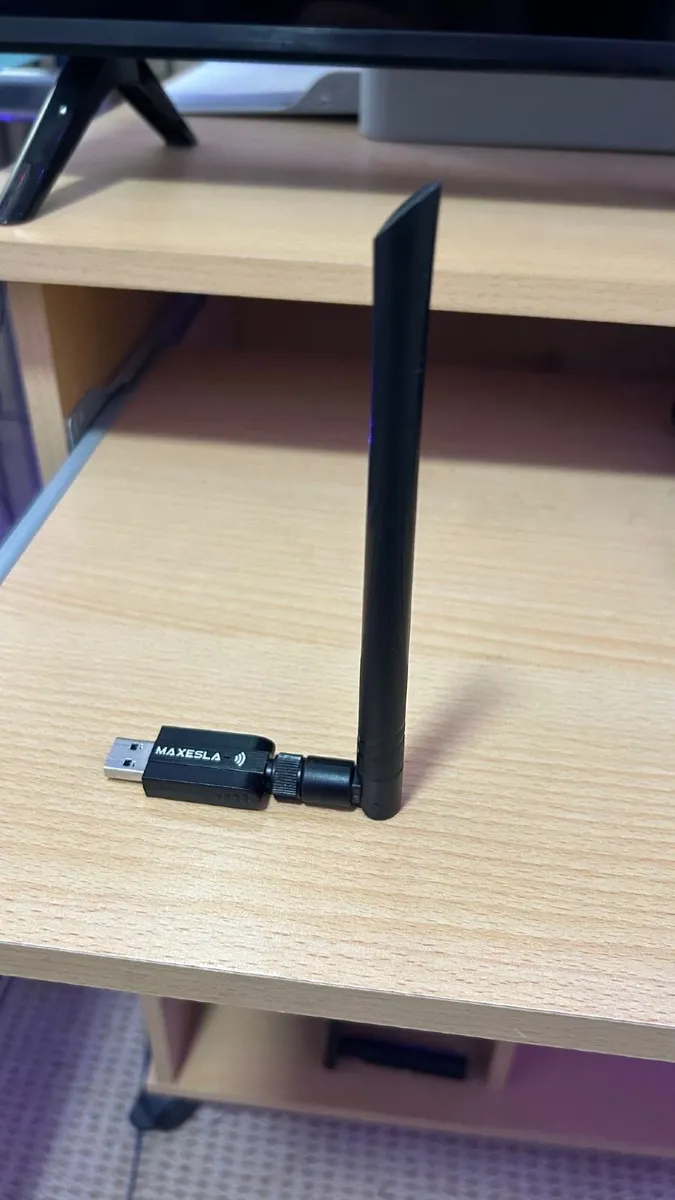 Maxesla USB Wifi Dongle - Image 1
