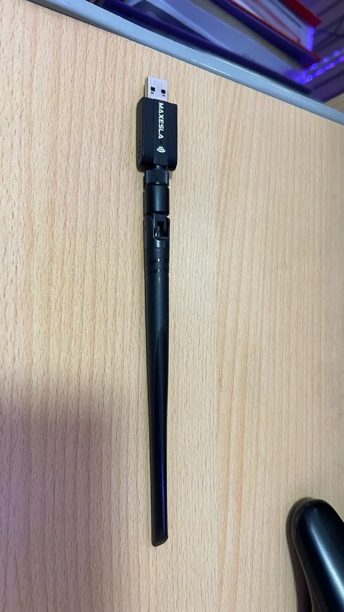 Maxesla USB Wifi Dongle - Image 4