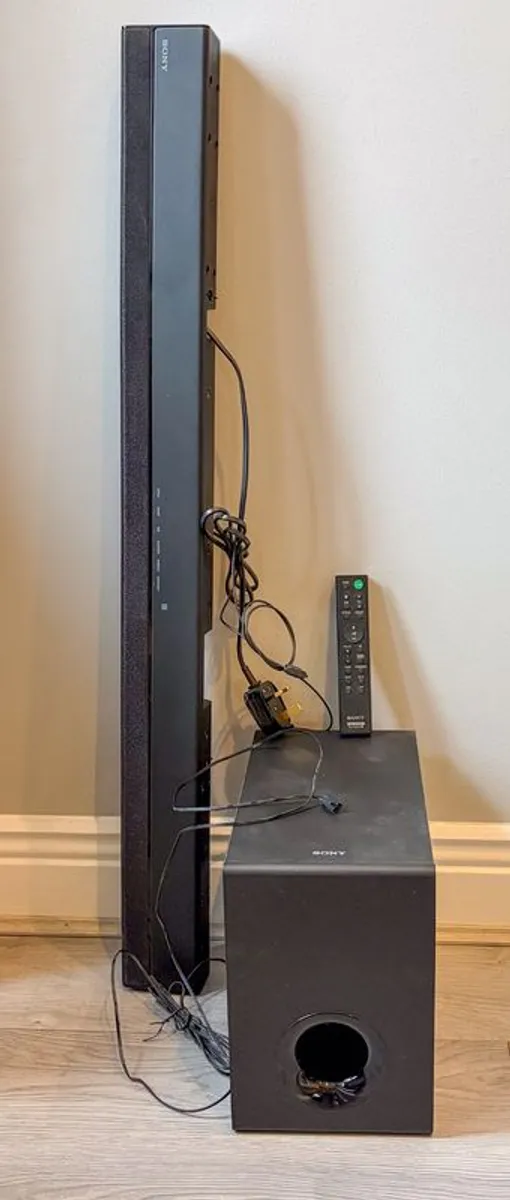 Sony Sound Bar, Remote Controller + SubWoofer - Image 1