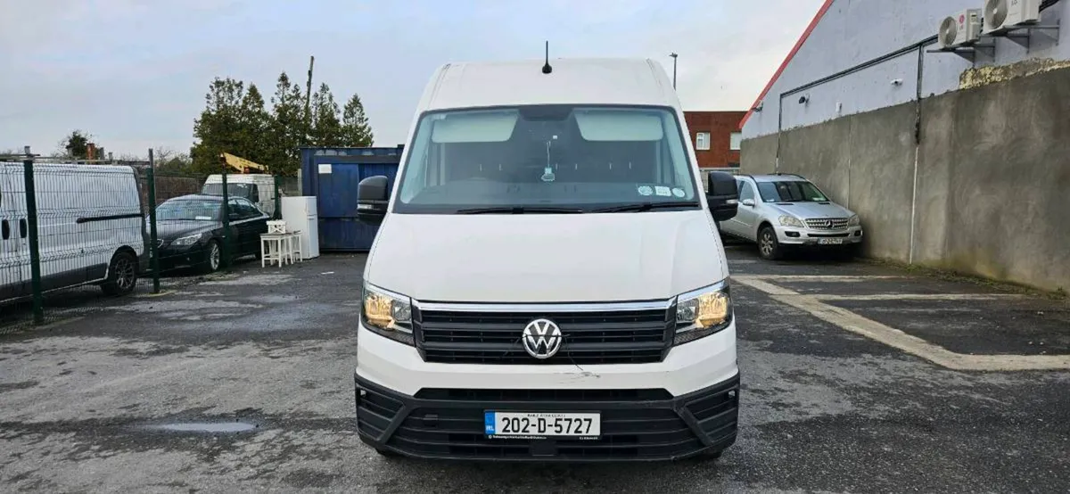 VOLKSWAGEN CRAFTER EXTRA LONG WHEEL BASE - Image 3