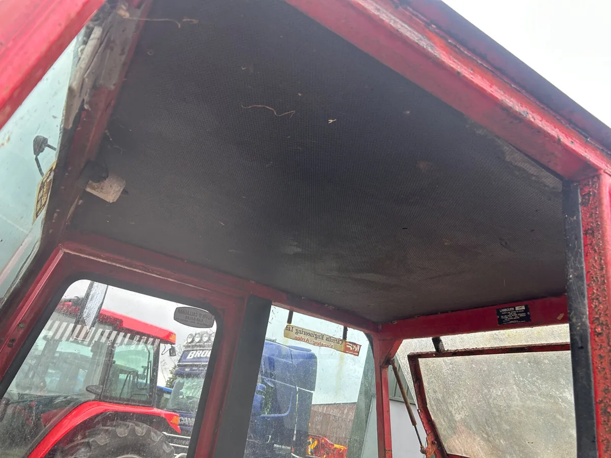 1984 Massey Ferguson 240 - Image 4