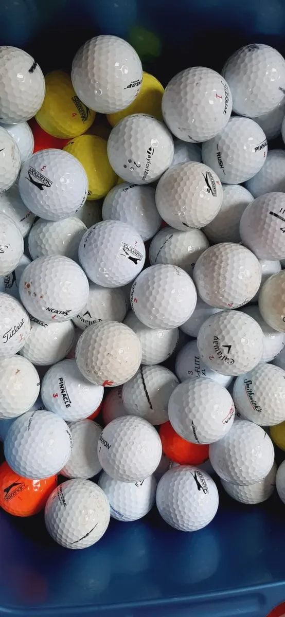 Golf balls - Image 1