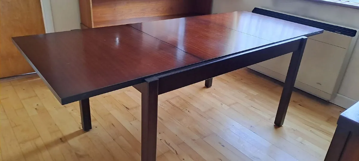 Dining table - Image 3