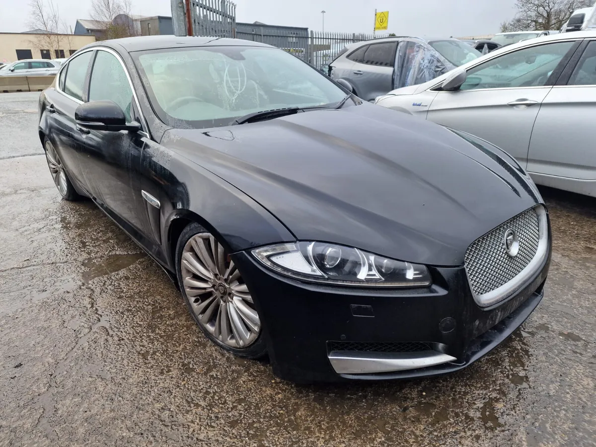 12 JAGUAR XF  2.2 D AUTO FOR BREAKING - Image 1