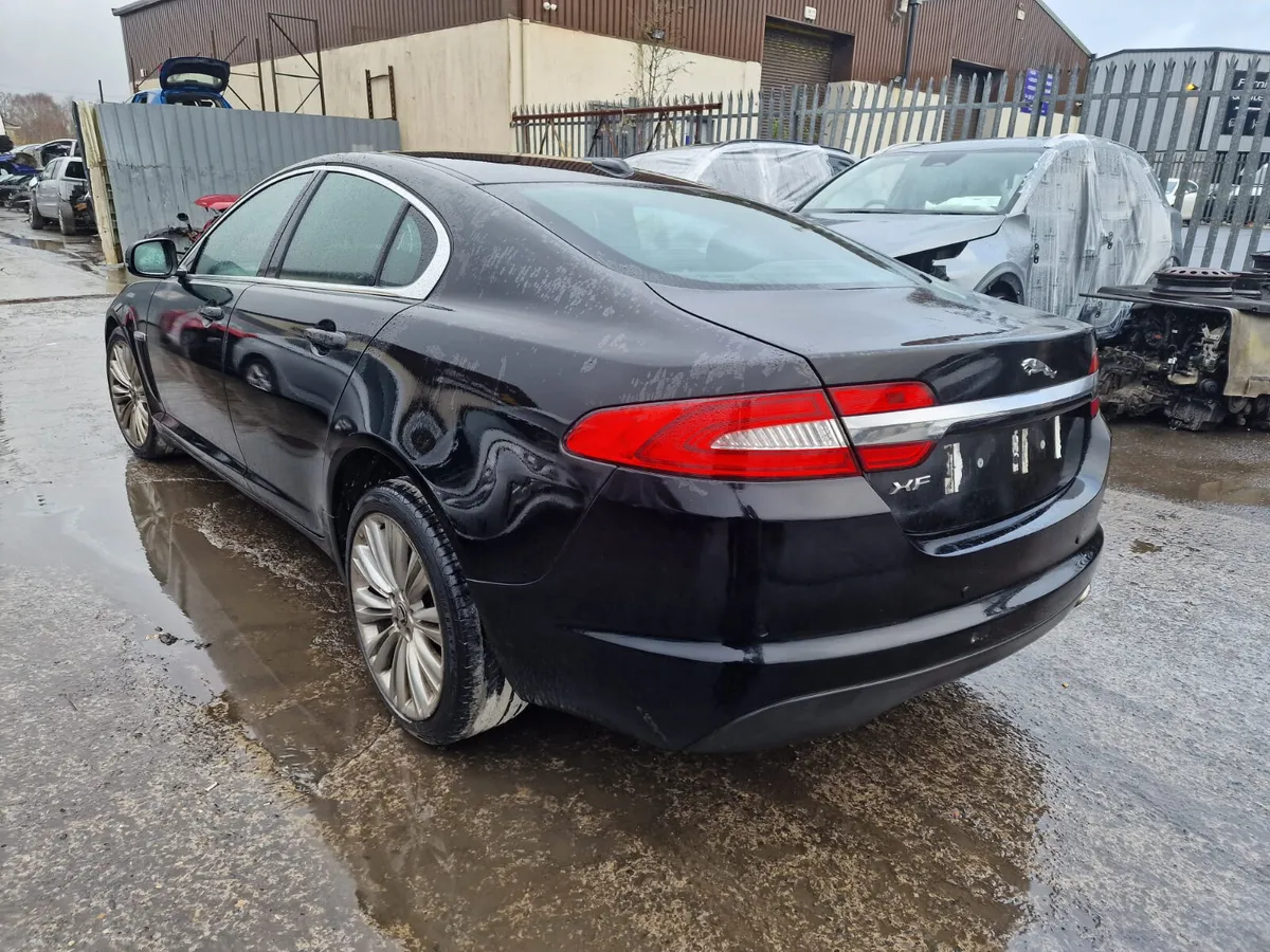 12 JAGUAR XF  2.2 D AUTO FOR BREAKING - Image 4