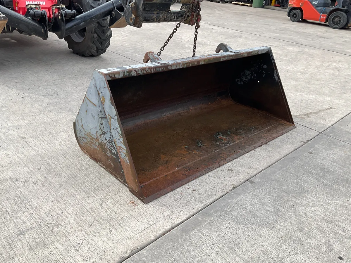 JCB Q-Fit Loader Bucket - Image 2