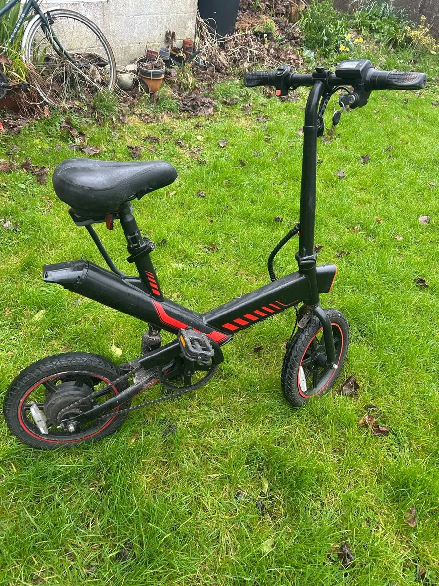 Eletric Bike Red and Black - Image 1