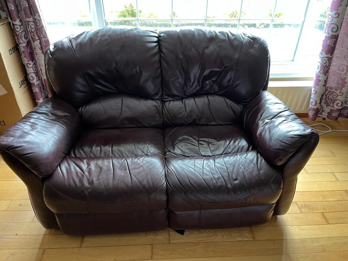 2 seater couch 1 seater - Image 2