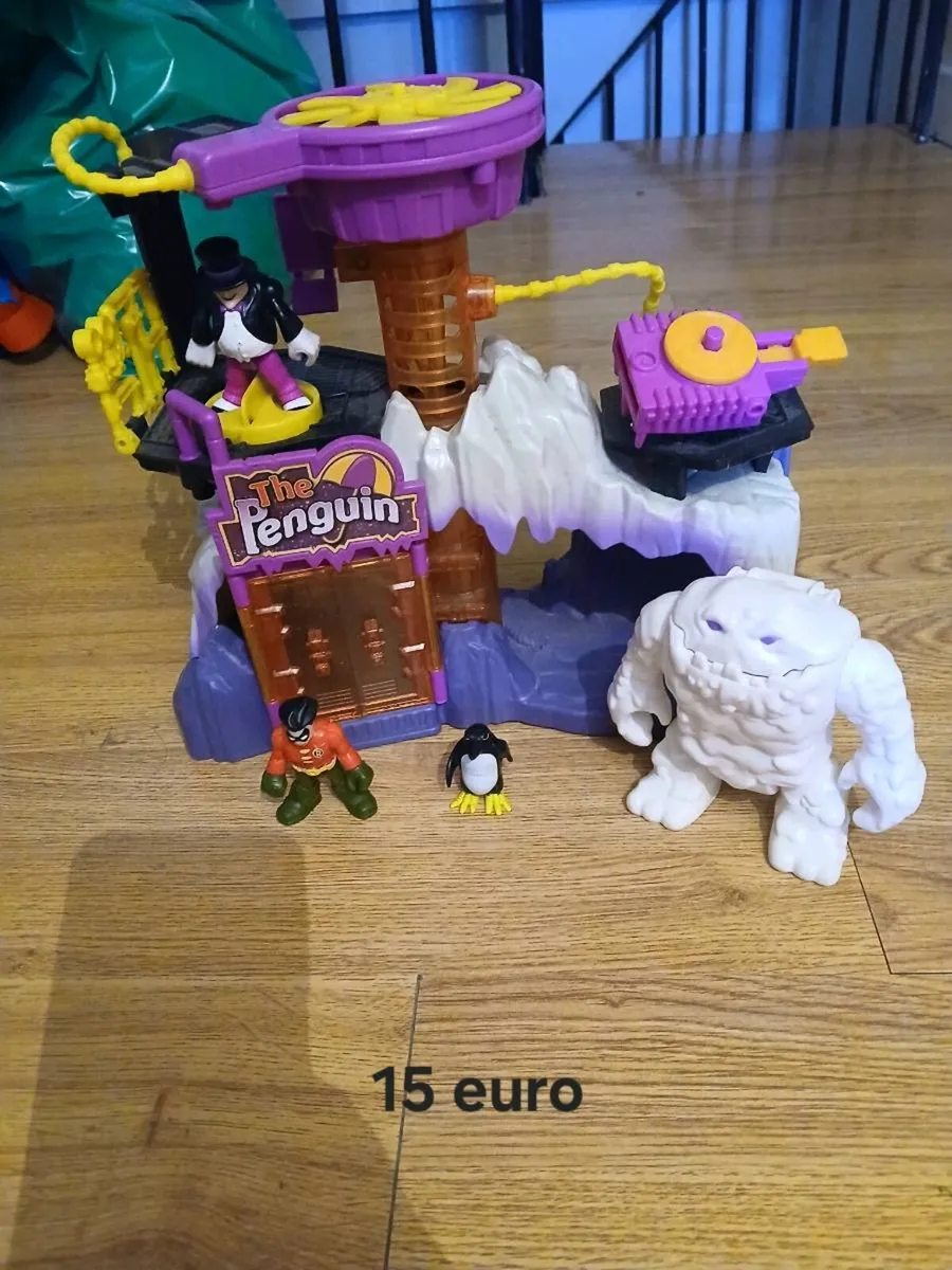 Selection of toys - Image 1