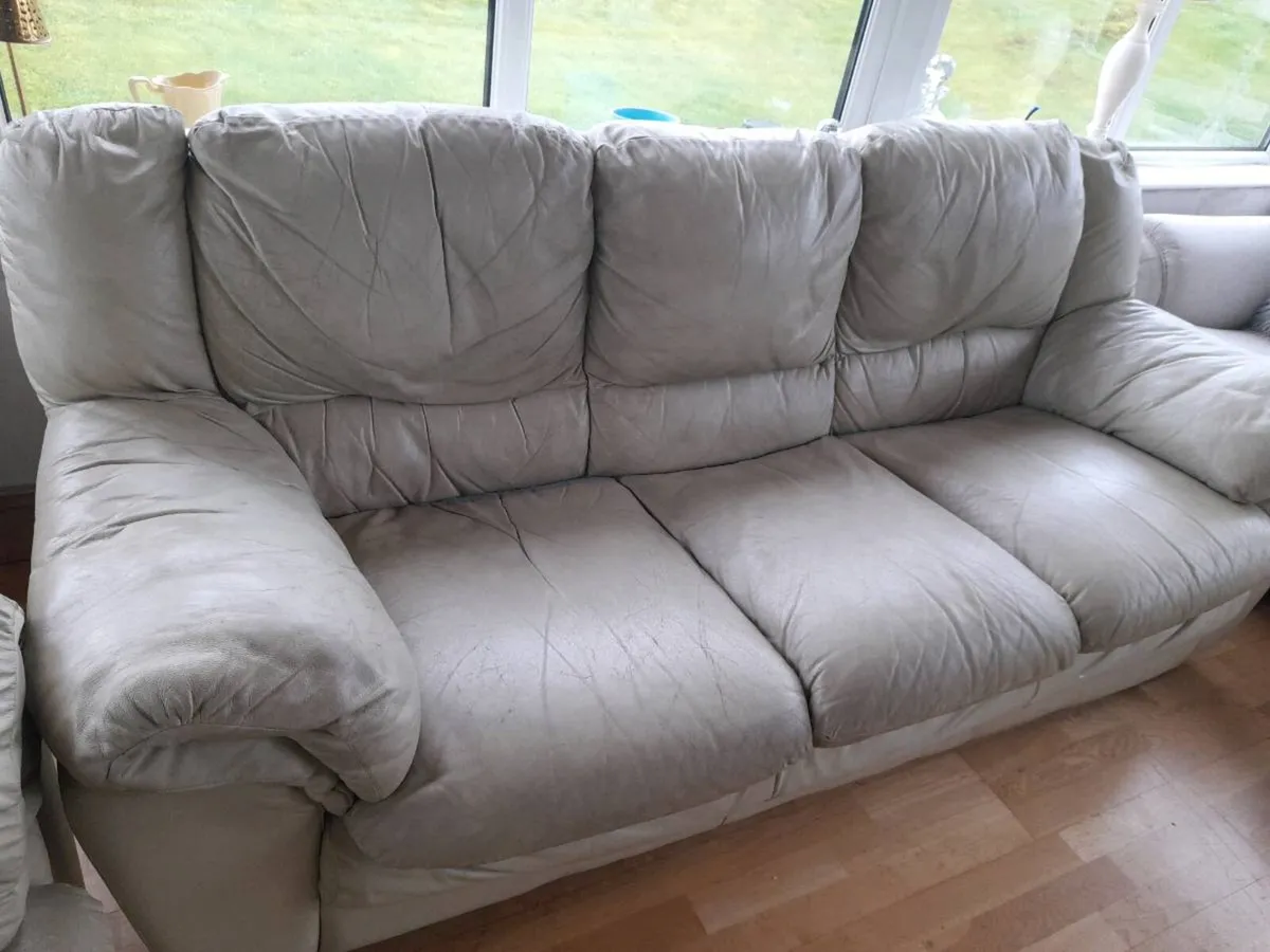 Sofa - Image 3