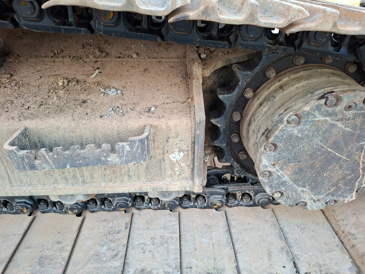 2018 Hitachi 130.6 - Image 2