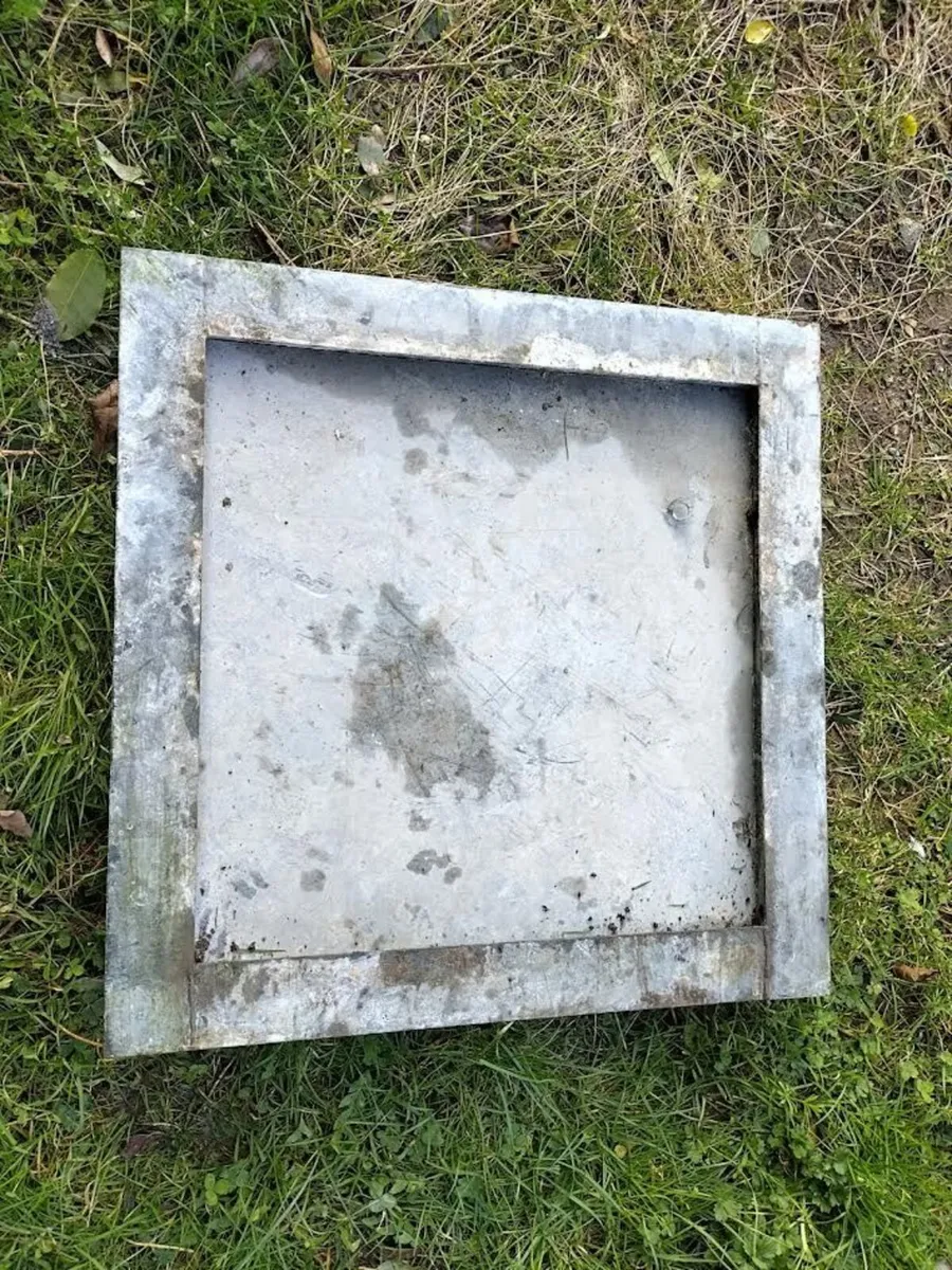 Manhole covers- recess type- high quality- heavy - Image 3