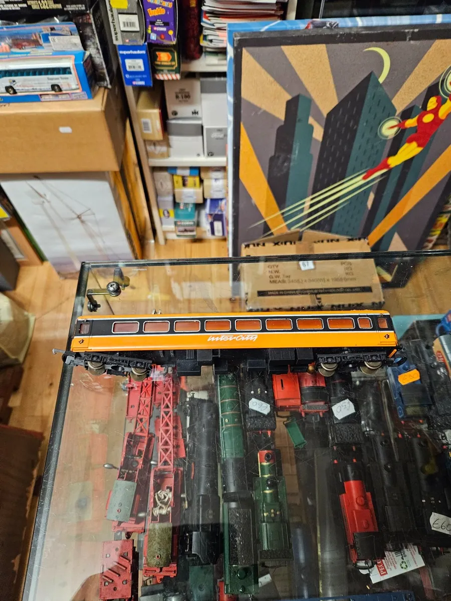 Hornby Lima OO Gauge Irish Rail Carraige - Image 1