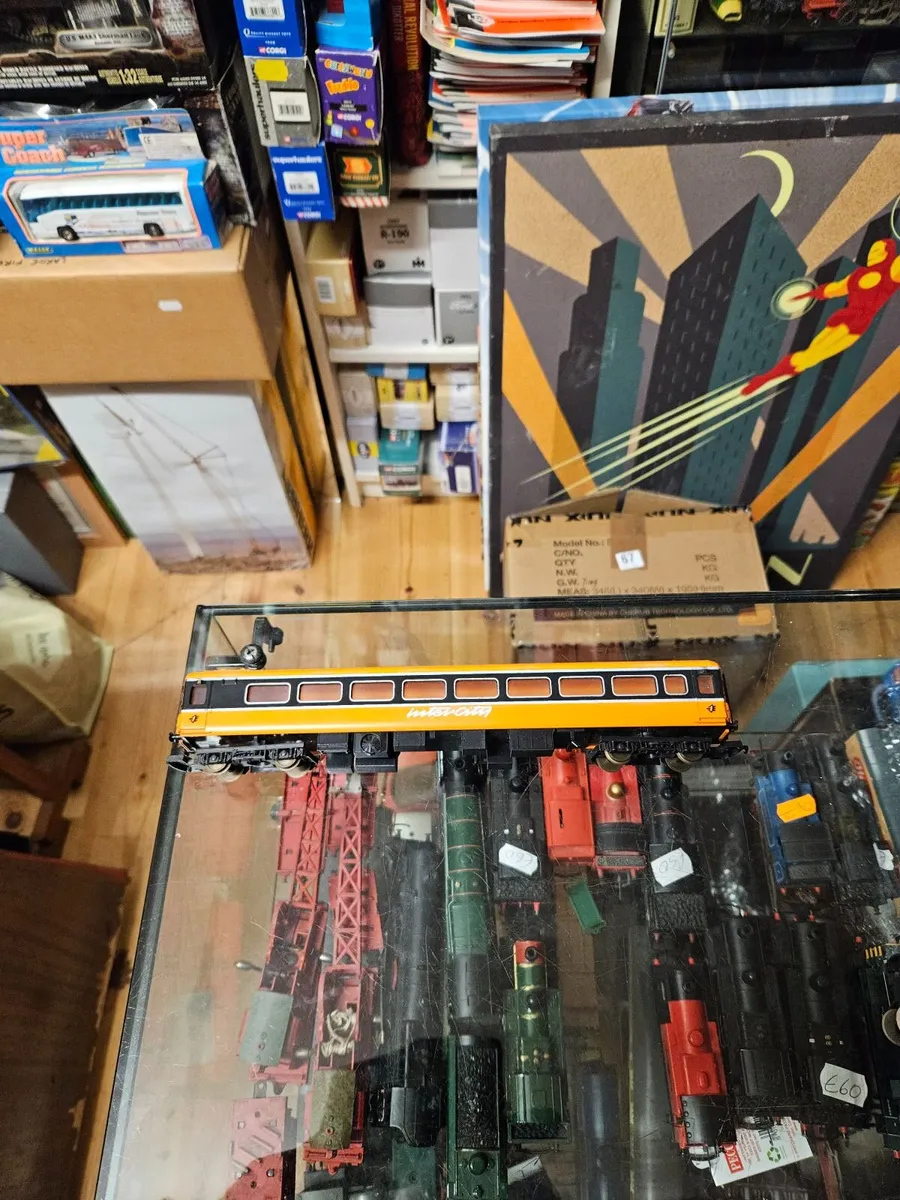 Hornby Lima OO Gauge Irish Rail Carraige - Image 3