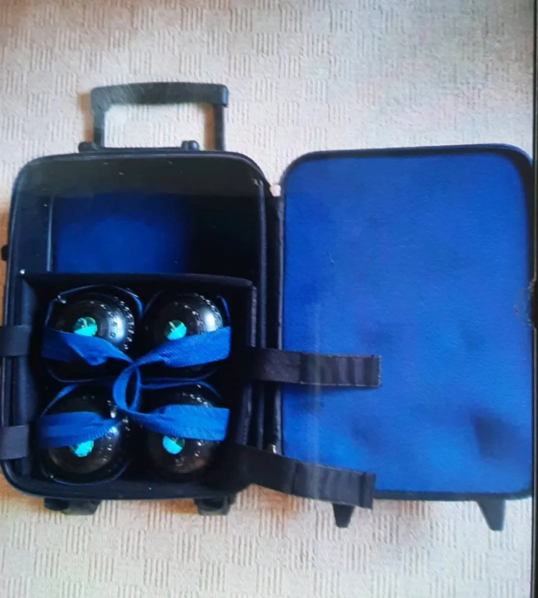 Bowling bag etc - Image 2