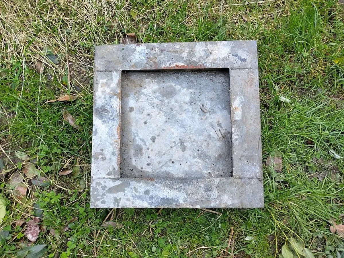 Manhole covers- recess type- high quality- heavy - Image 2