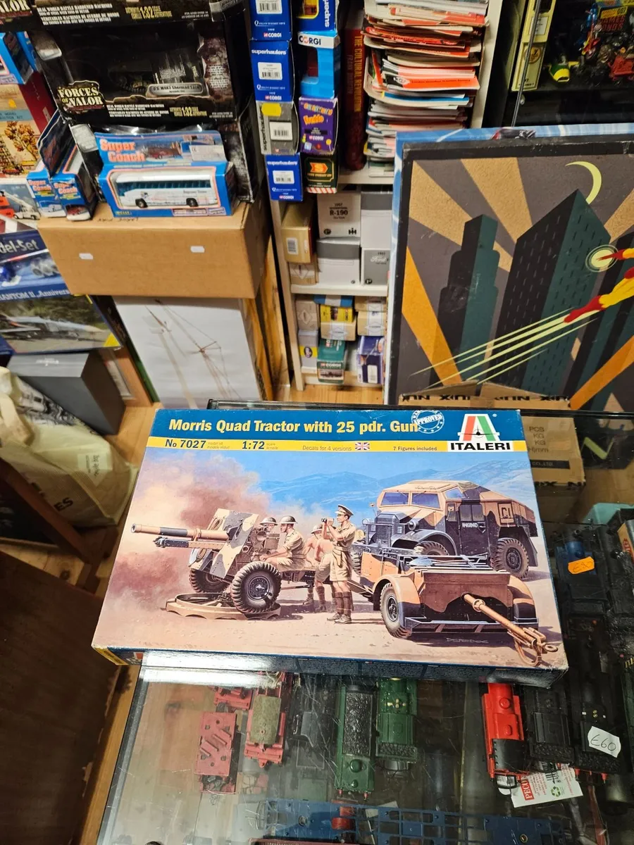 Airfix Italeri British WW2 Quad Limber 25pdr - Image 1