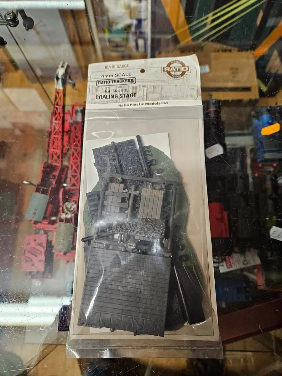 Hornby Ratio OO Gauge Coal Stage - Image 1