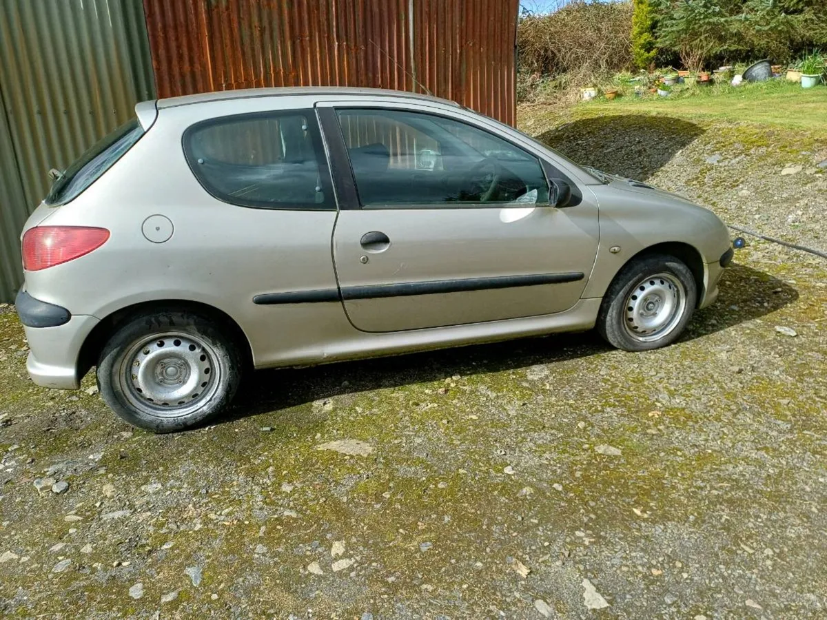 Car Peugeot 206 - Image 4
