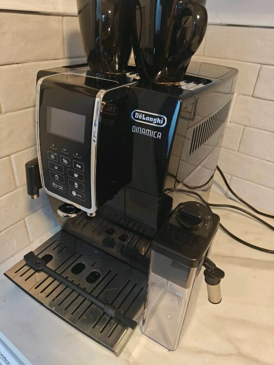 DeLonghi Dinamica Bean to cup coffee machine - Image 1