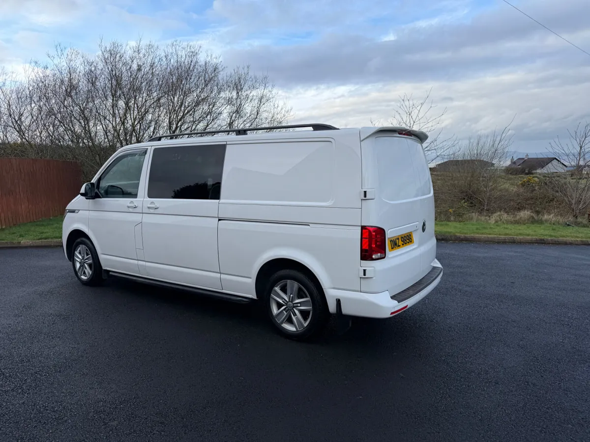 Volkswagen Transporter 2024 - Image 3