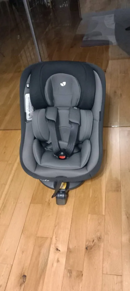 Joie car seat - Image 1