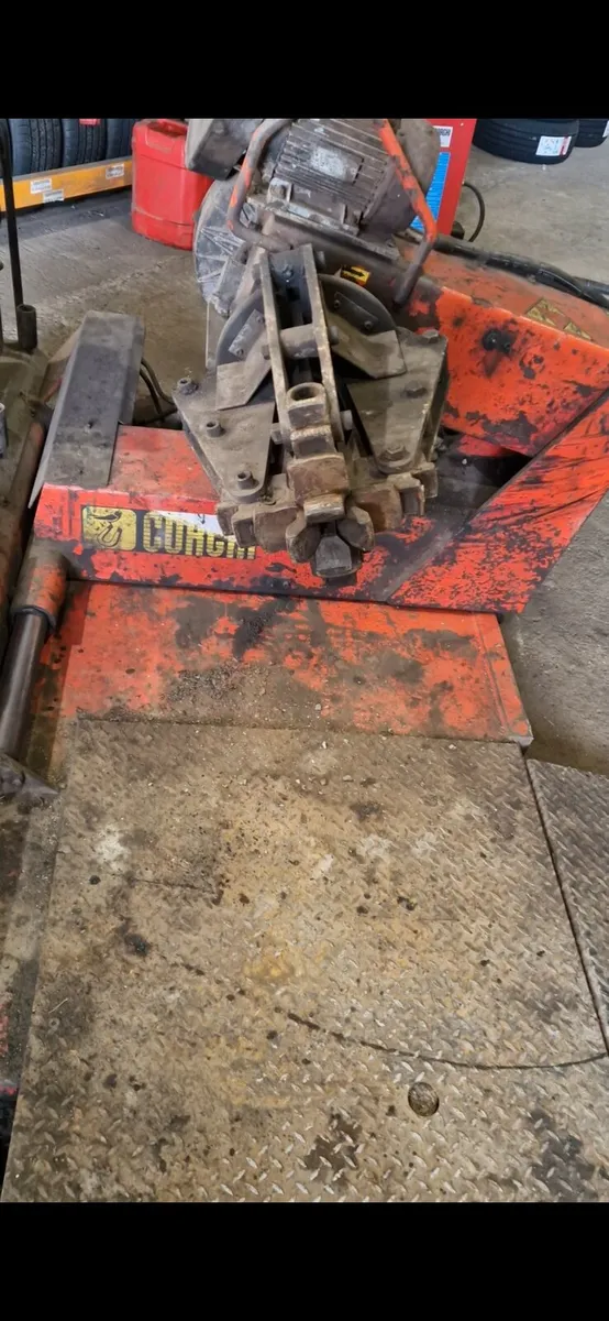 Corghi TyreMachine - Image 1
