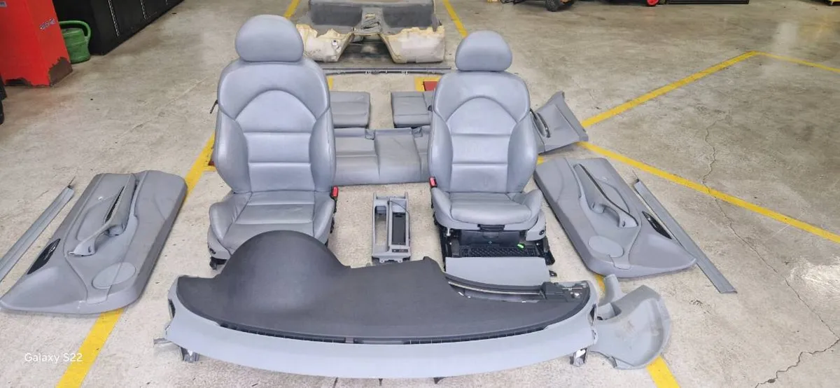 Bmw e46 m3 interior - Image 1