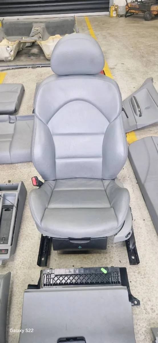 Bmw e46 m3 interior - Image 3