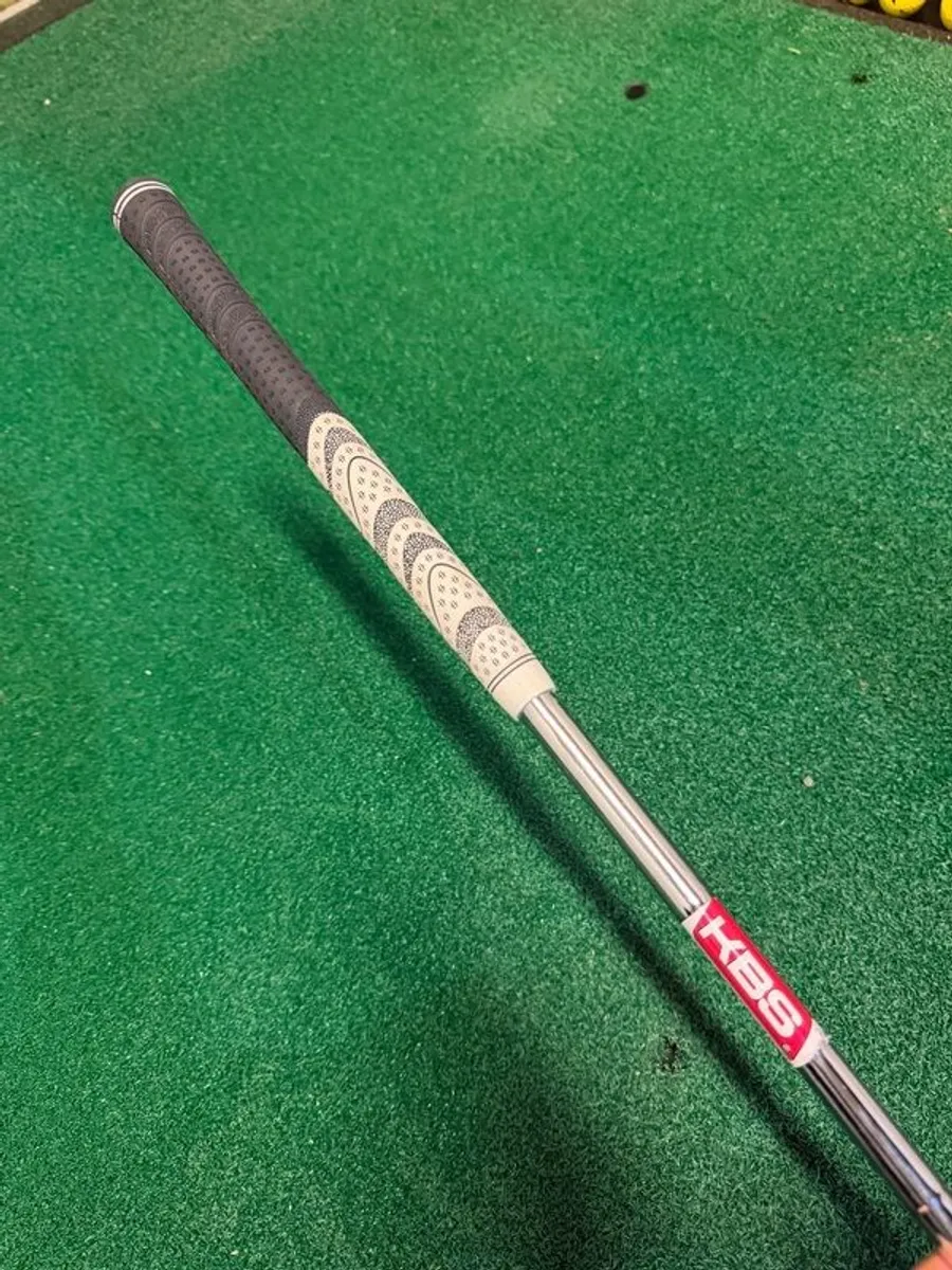Golf club Re-grip - Image 1