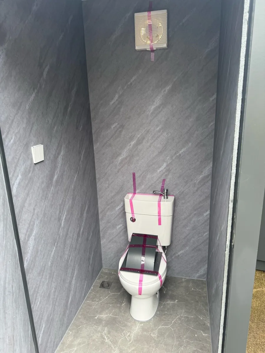 Double toilet block - brand new - Image 2