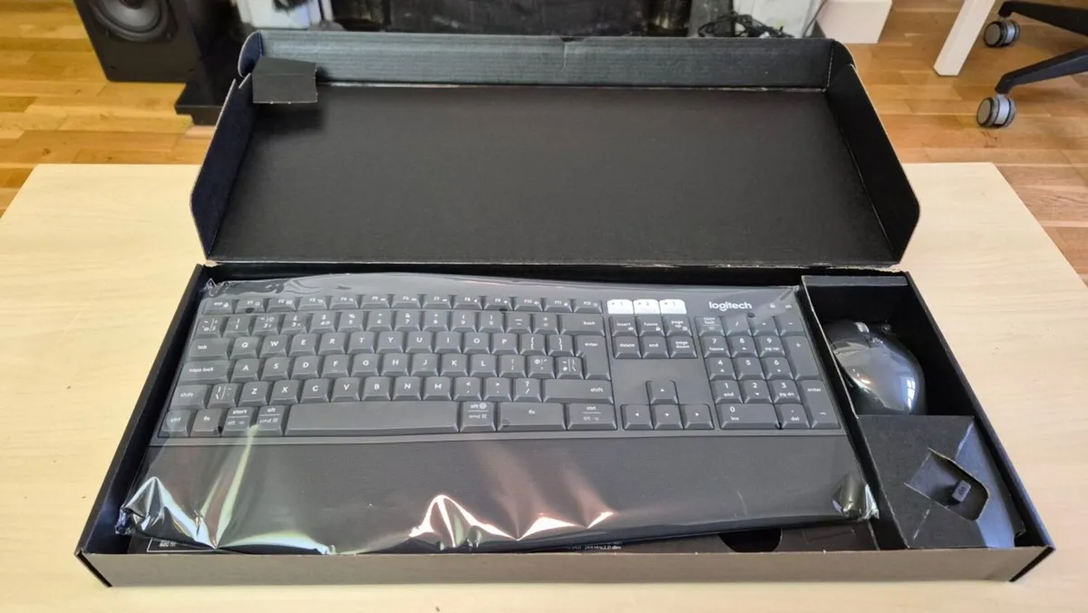 Logitech MK850 wireless keybaord & mouse combo - Image 3