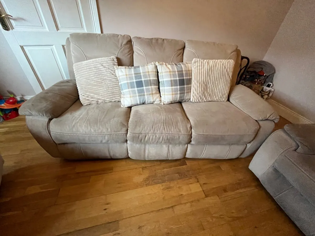 3-Seater Sofa & Armchair - Image 1