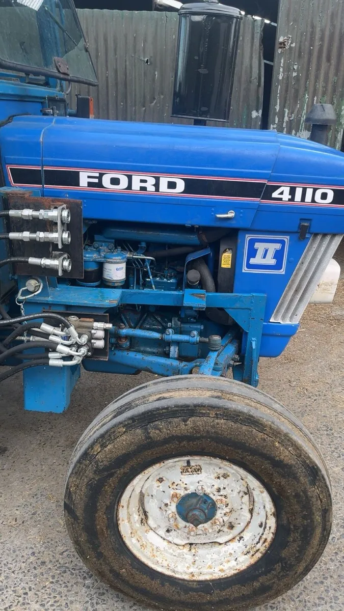 Ford 4110 tractor - Image 2