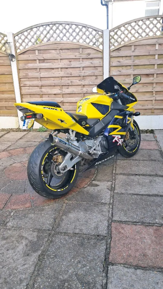 CBR 954 Fireblade - Image 4