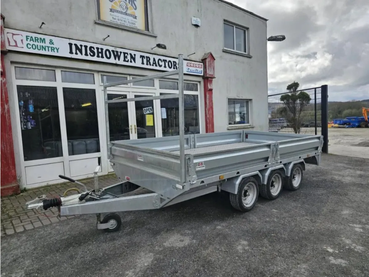 DS Engineering 12ft x 6ft 6" Trailer - Image 1