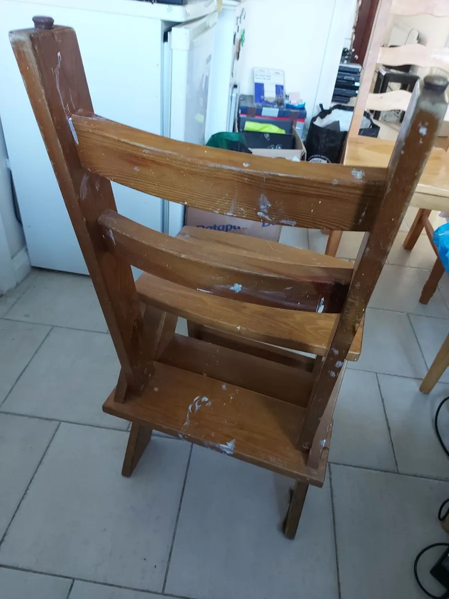 Convertible Wooden Step Ladder to Wooden Chair - Image 4