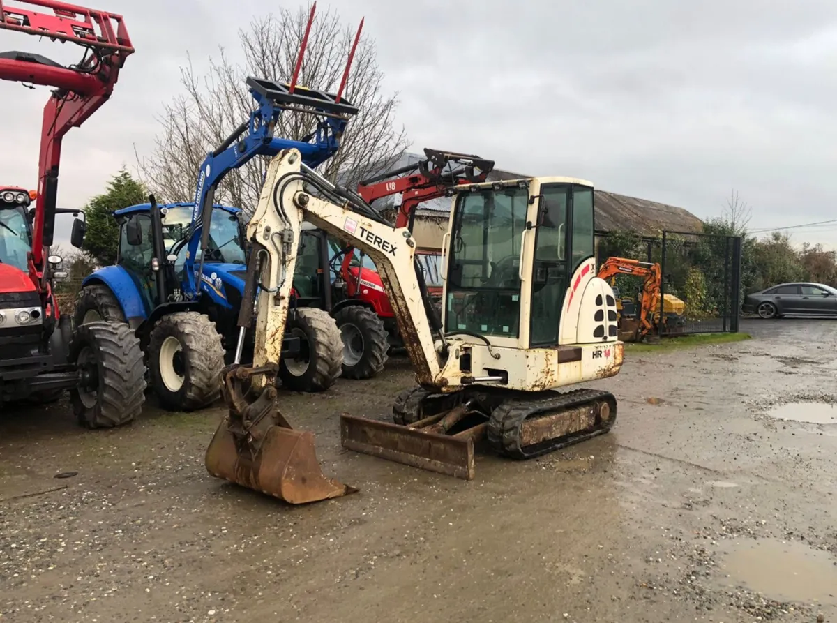 2006 Terex HR14 3 Tonne Digger - Image 1