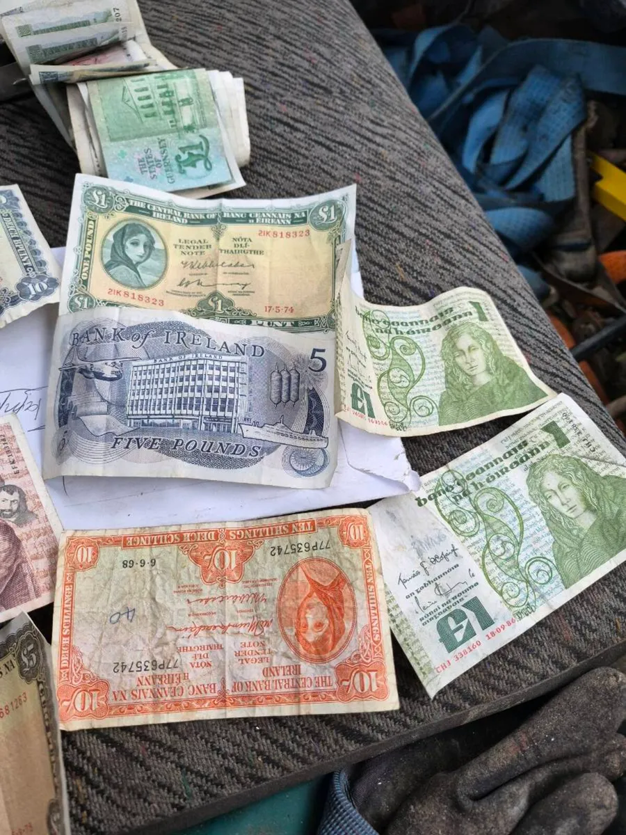 Old notes for sale - Image 1