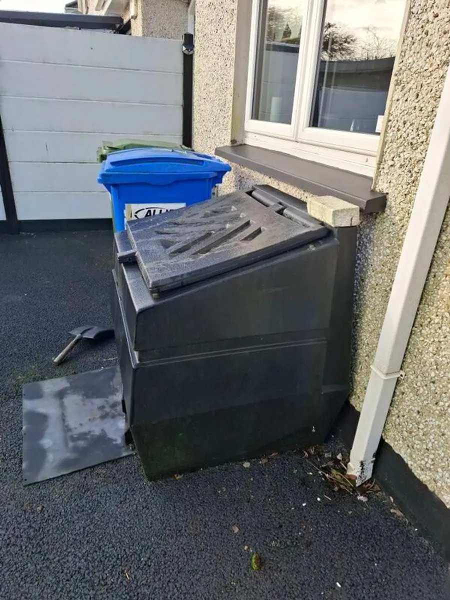coal bunker - Image 1